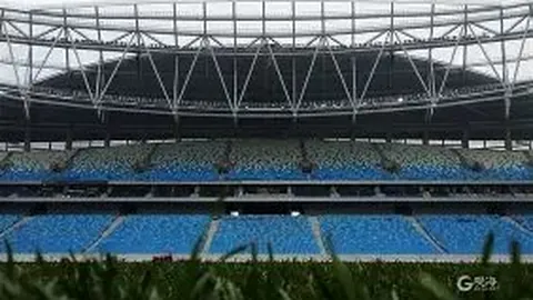 独家揭秘：热刺新球场闪耀英国，曼联借力顶尖智慧，探寻球场成功之道！