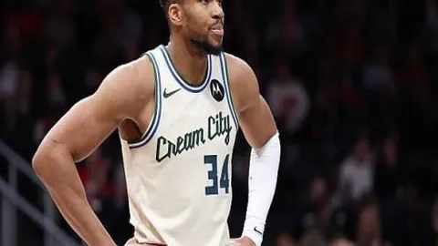 《连胜奇迹背后：利雅得胜利，套路还是真实力？五大连胜揭秘！》